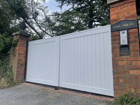 Electric Driveway Gates | Rainham, London