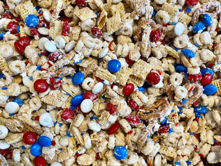 Patriotic Sweet & Salty Snack Mix