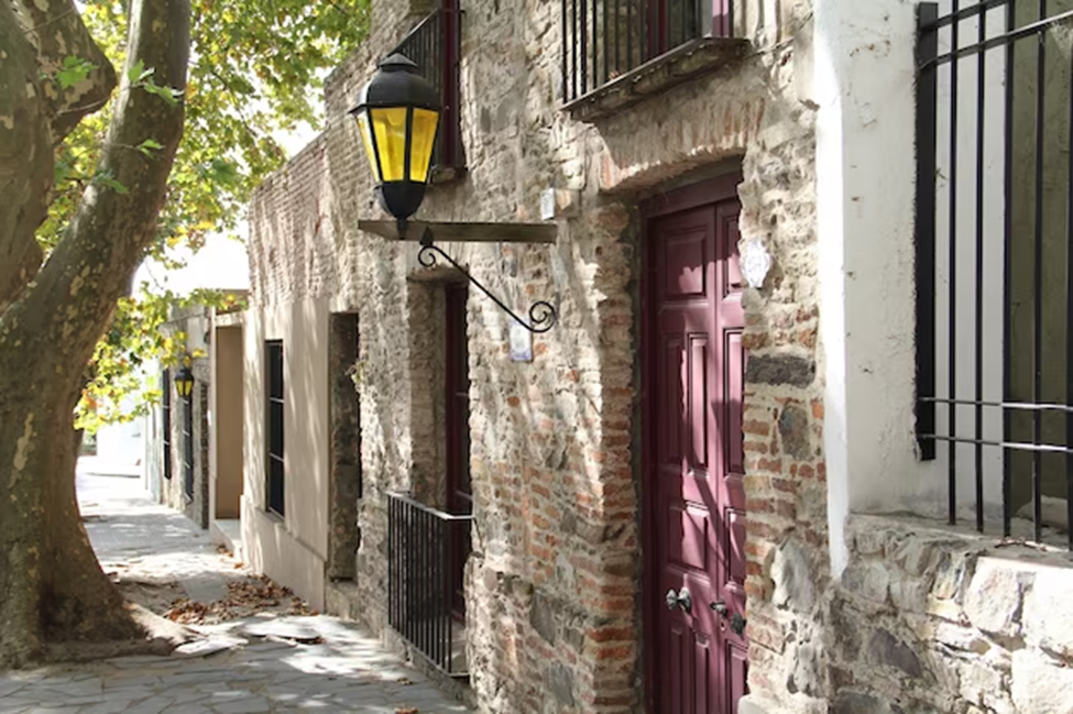Structural Challenges in Renovating Historic Buildings