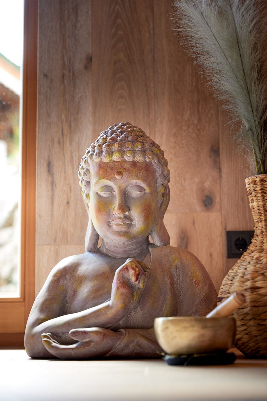 buddha-im-yogaraum-entspannen-im-urlaub-hotel-alte-post-fieberbrunn