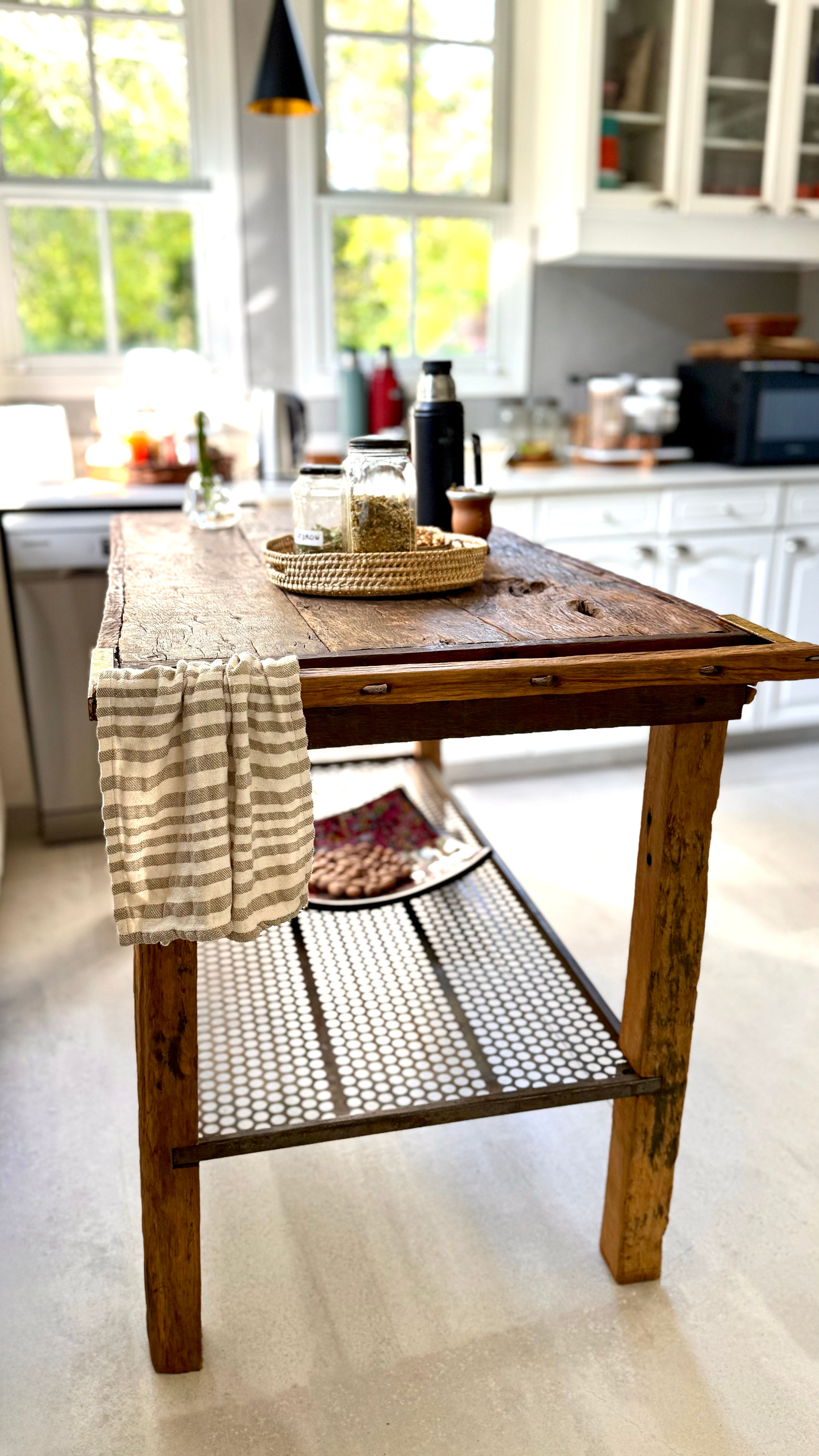 ISLA CARRO/MESA ARRIME LAPACHO 145