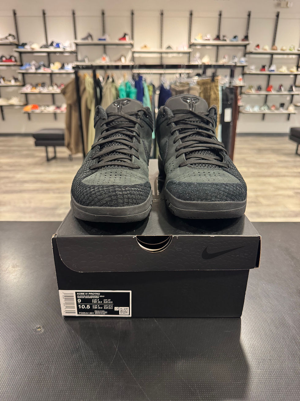 Thumbnail: USED Kobe 4 “Gift of Mamba” size 9