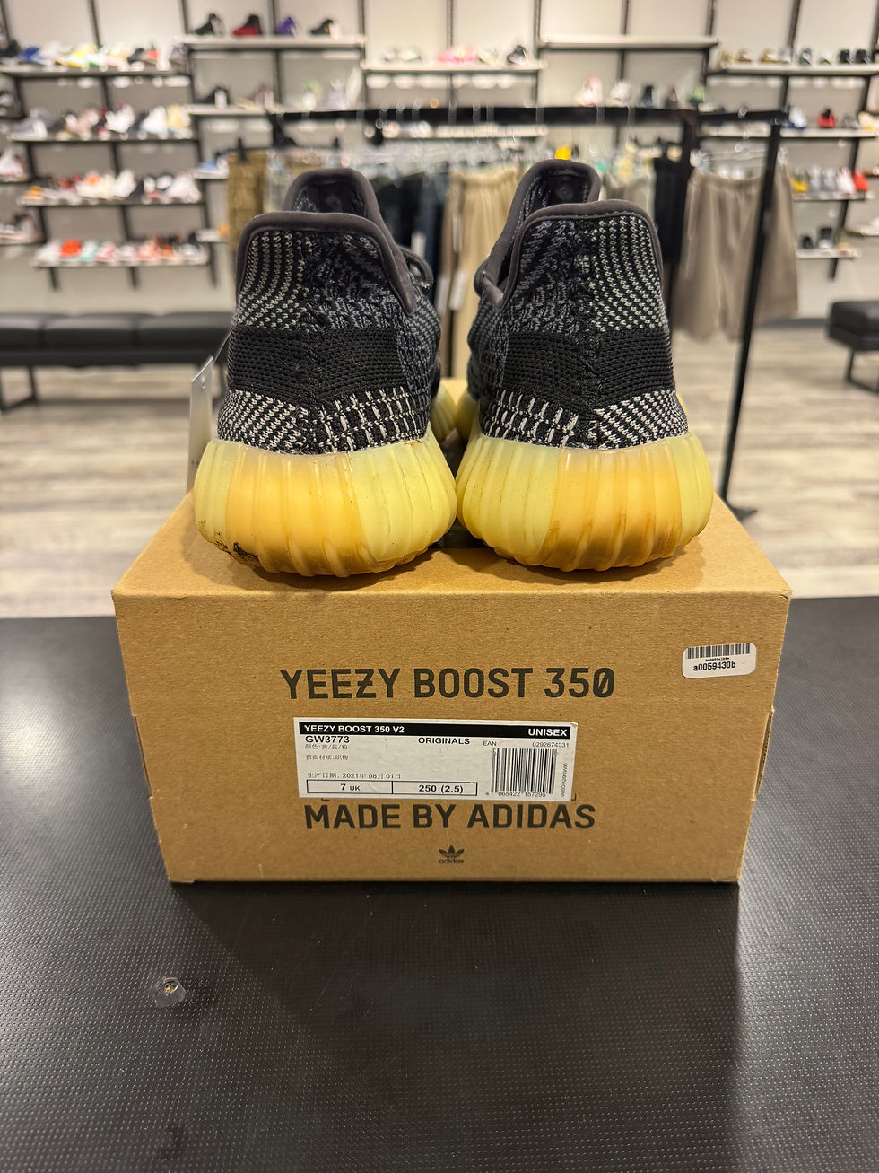 Thumbnail: USED Yeezy 350 “Carbon” size 7