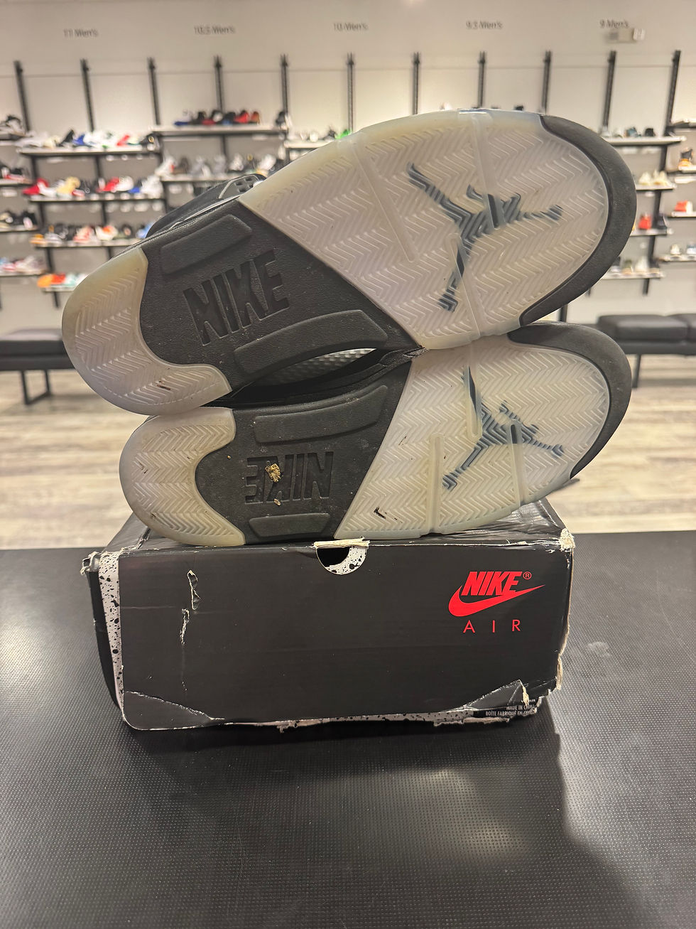 Thumbnail: USED Jordan 5 “Black Metallic” size 12