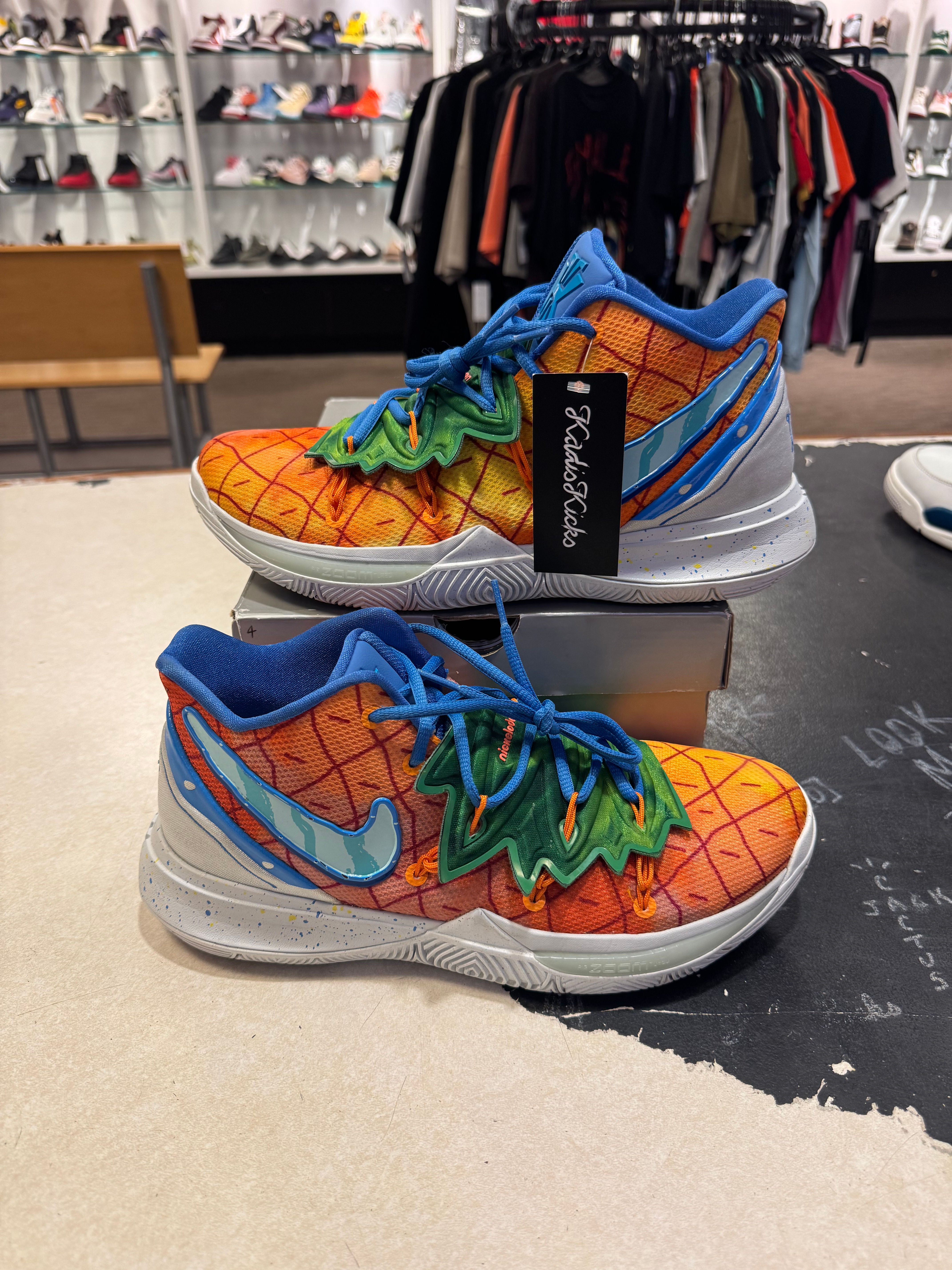 USED Nike Kyrie 5 “SpongeBob Pineapple House” size 10.5