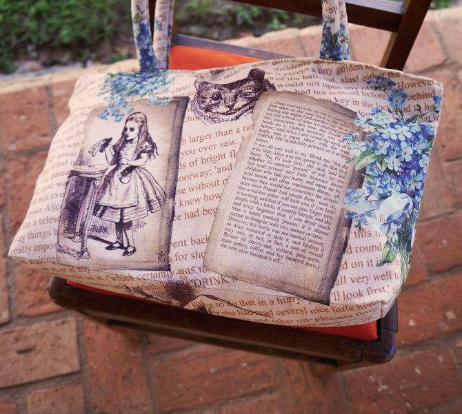 Alice in Wonderland Handbag