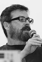 Sixto García. Profesor guion curso showrunner