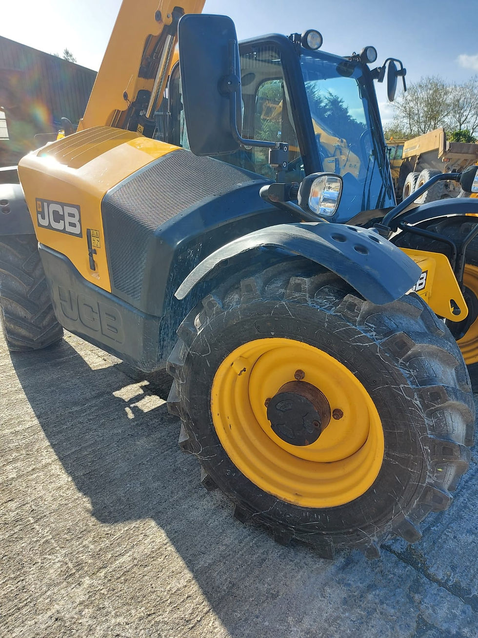Thumbnail: 2021 JCB 527-58