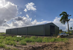 Bâtiment agricole solaire en Martinique réalisé par Triangle Horizon