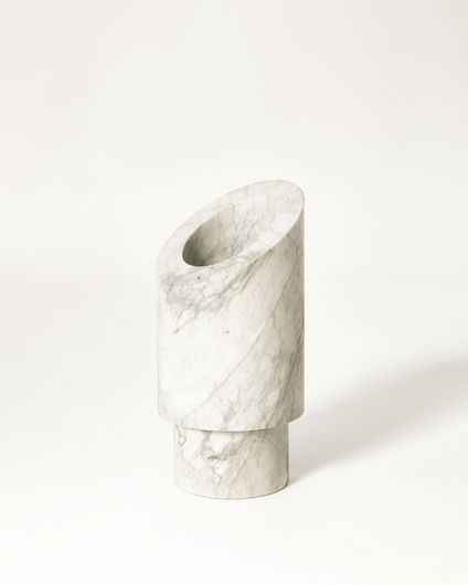 design-vase-musketeer-greenmarble