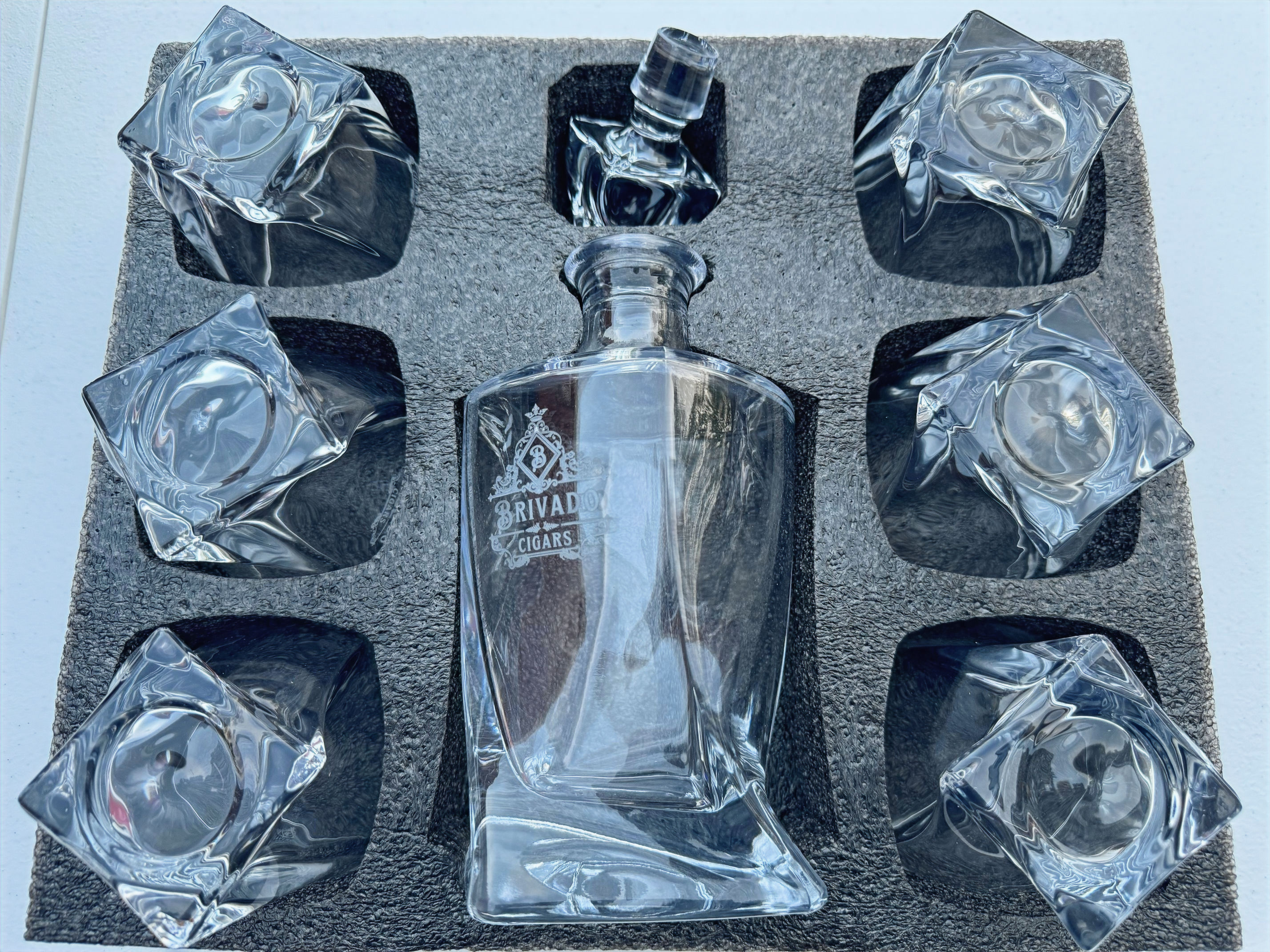 Decanter and 6 Whiskey Glass Set