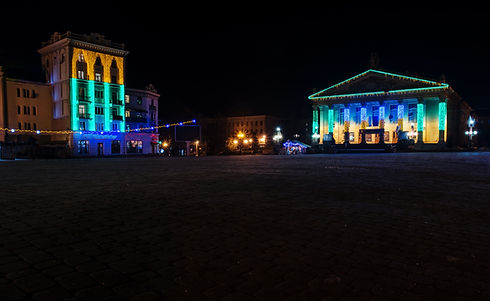 main-square-night-city-lights-ternopil-ukraine-europe.jpg