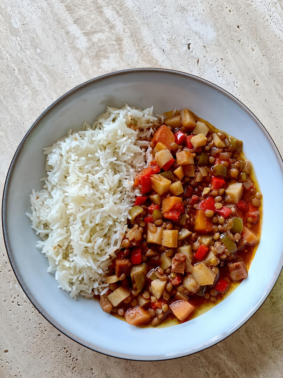 Linzenstoof met chorizo en Oleef olijfolie
