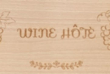 Tablette Wine Hôte.jpg