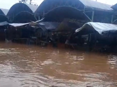 Rio transborda e Santo Amaro amanhece debaixo d'água devido às chuvas intensas; veja video