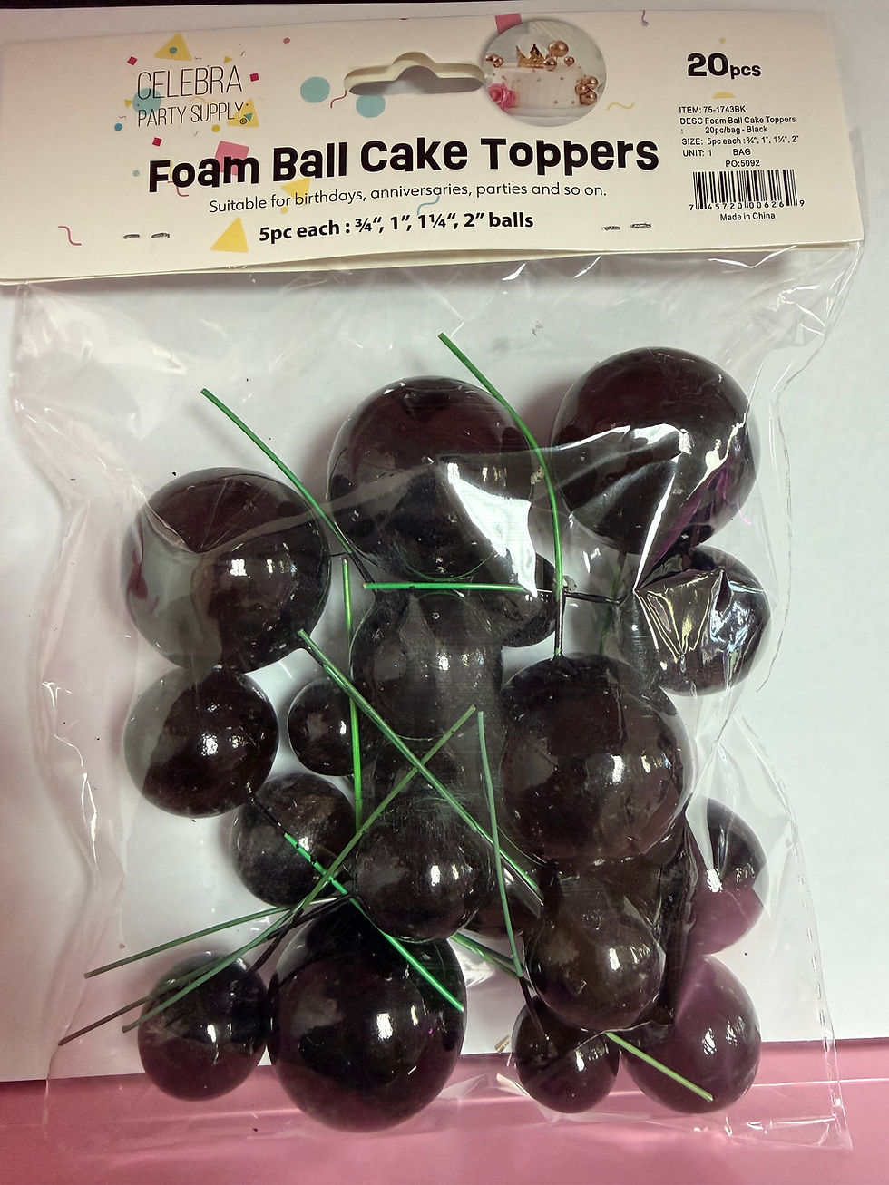 Thumbnail: Foam Ball Cake Toppers