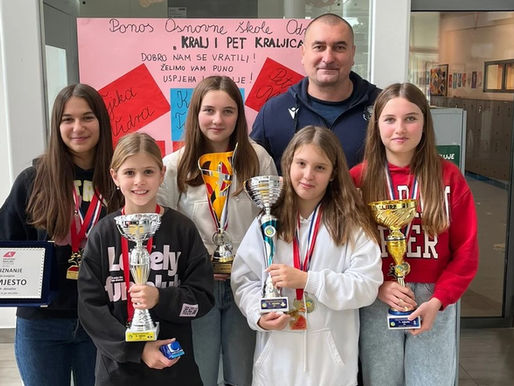 Ponos Osnovne škole Odra: Učenice osvojile 1. mjesto u natjecanju u Šahu