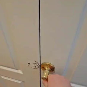 Say goodbye to falling handles: DIY closet handle fix!