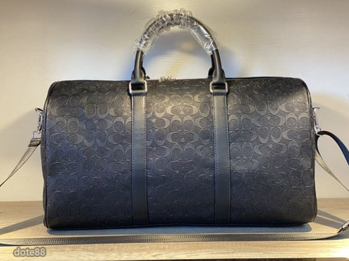 New Coach Original Classic Embossed Black Signature Venturer