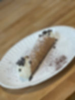 LARGE CANNOLI