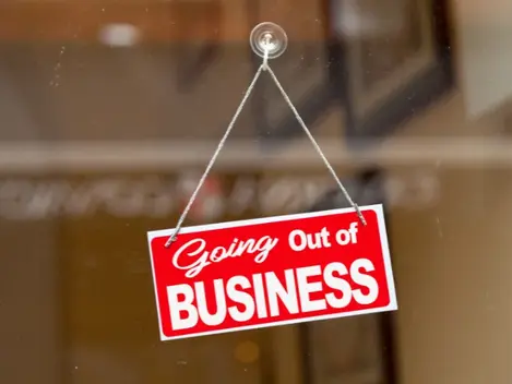 あなたのIFAは廃業してませんか？