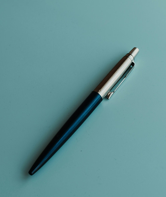 PenOnTable_Home