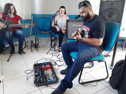 Apresentação Musica (11)