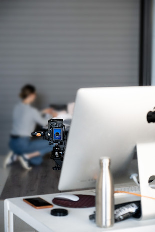 Lampoluce Studios - Medium Format