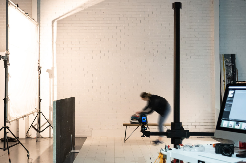 Lampoluce Studios - BTS