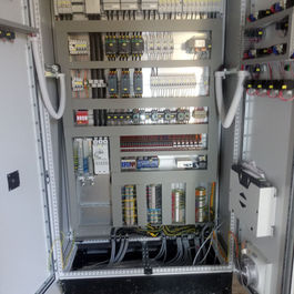 Schaltanlage für eine Gewerbekälteanlage