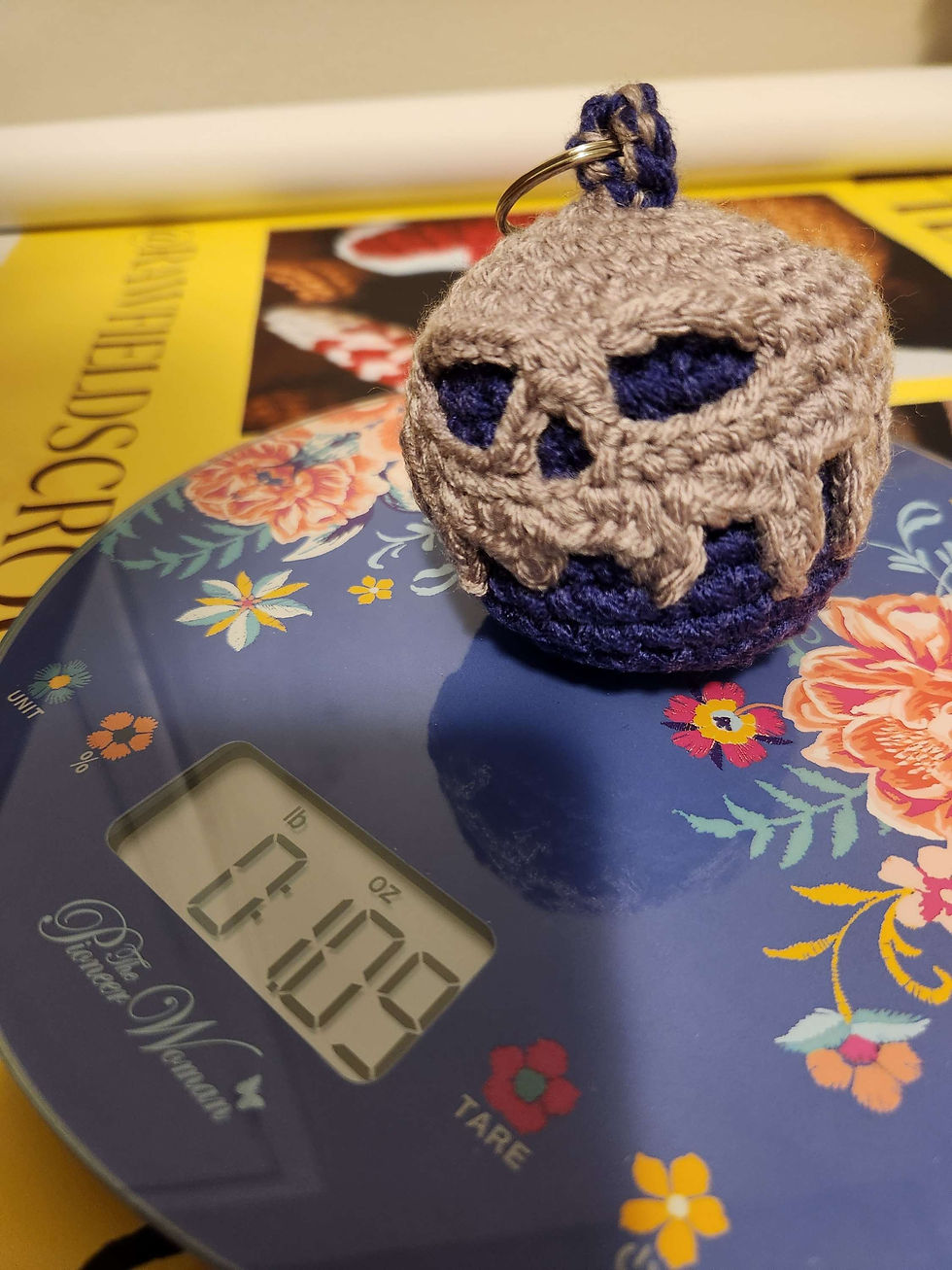 Miniatura: Poison Drip Apple keychain