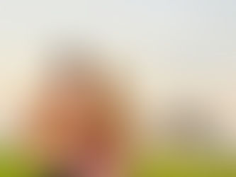 GEBORGENHEIT & ZUKUNFT