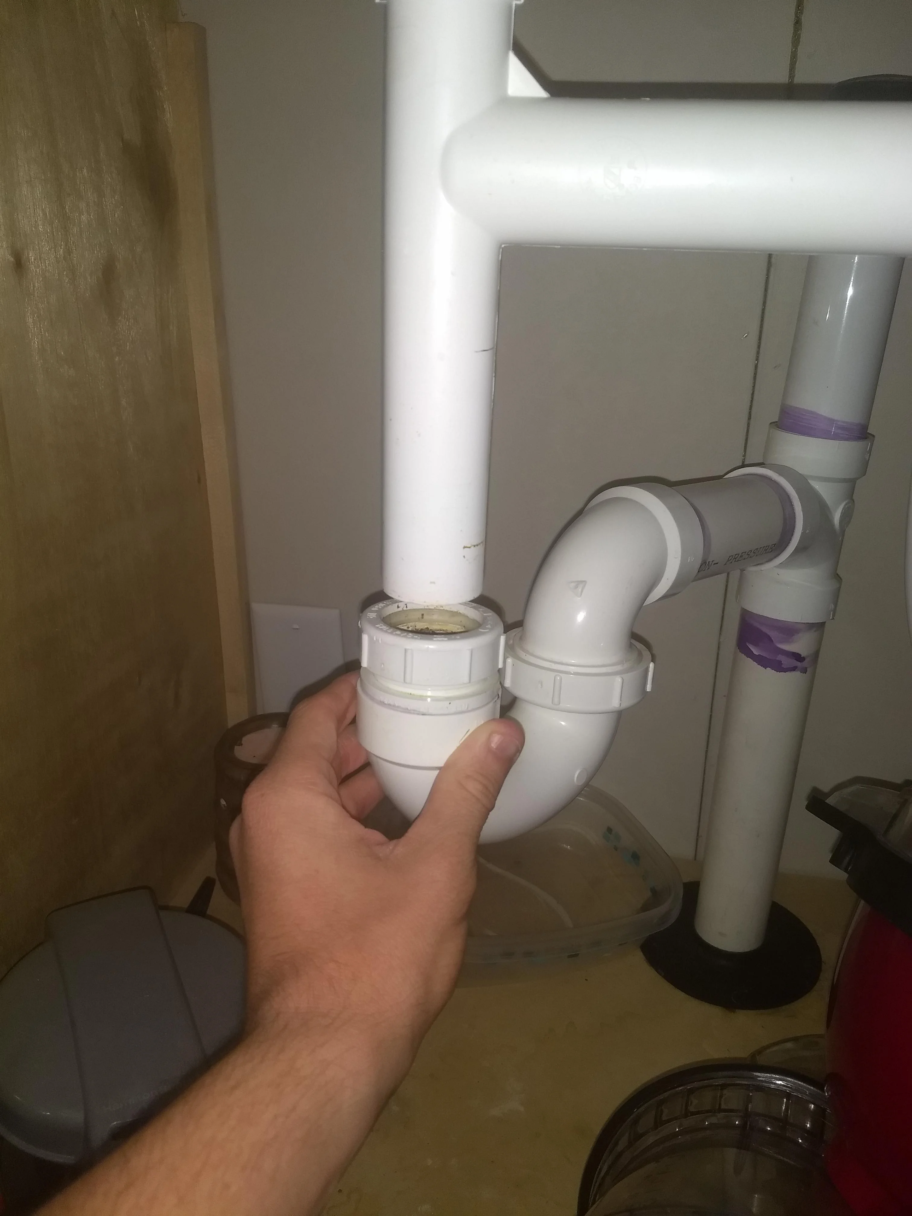 How to change your bathroom faucet - Dislocate the P-trap