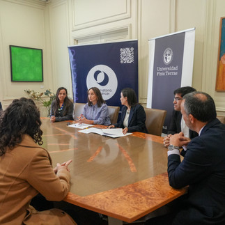 Firma convenio U Finis Terrae y Observatorio del Cáncer