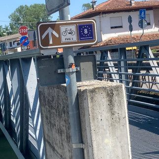 A sign showing Eurovelo 8 cycle route