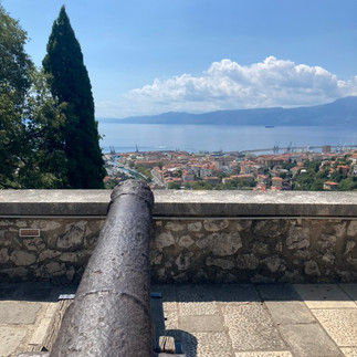 A cannon pointing to sea from a croatian port