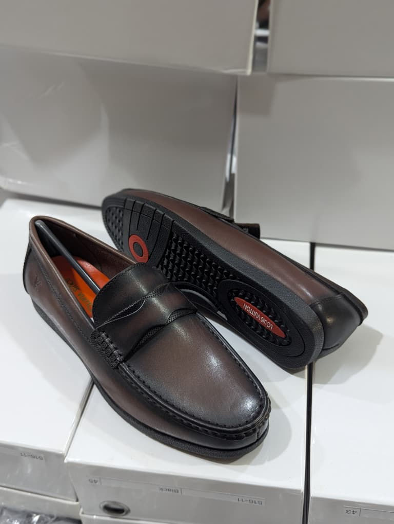 Thumbnail: Leather shoe