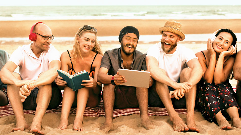 summer-beach-friendship-holiday-vacation-concept_edited_edited_edited.jpg