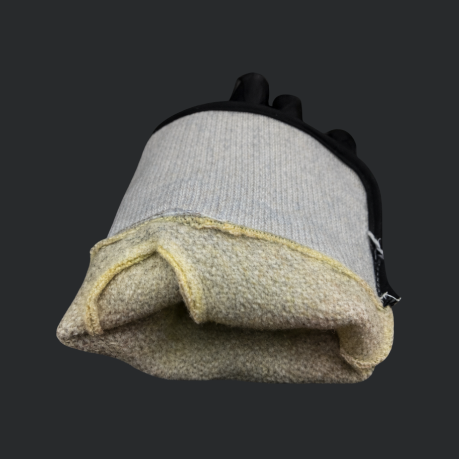 Nitrile High Grip Safety Gloves Insulated inner lining detail
