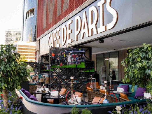 Best Shisha Cafe Dubai | Premium Shisha Experience at Cafe De Paris