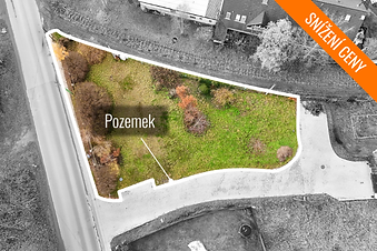 Stavební pozemek 927 m²