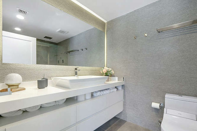 714 S Lake Dr Lantana FL 33462-small-017-12-Bathroom-666x444-72dpi.jpg