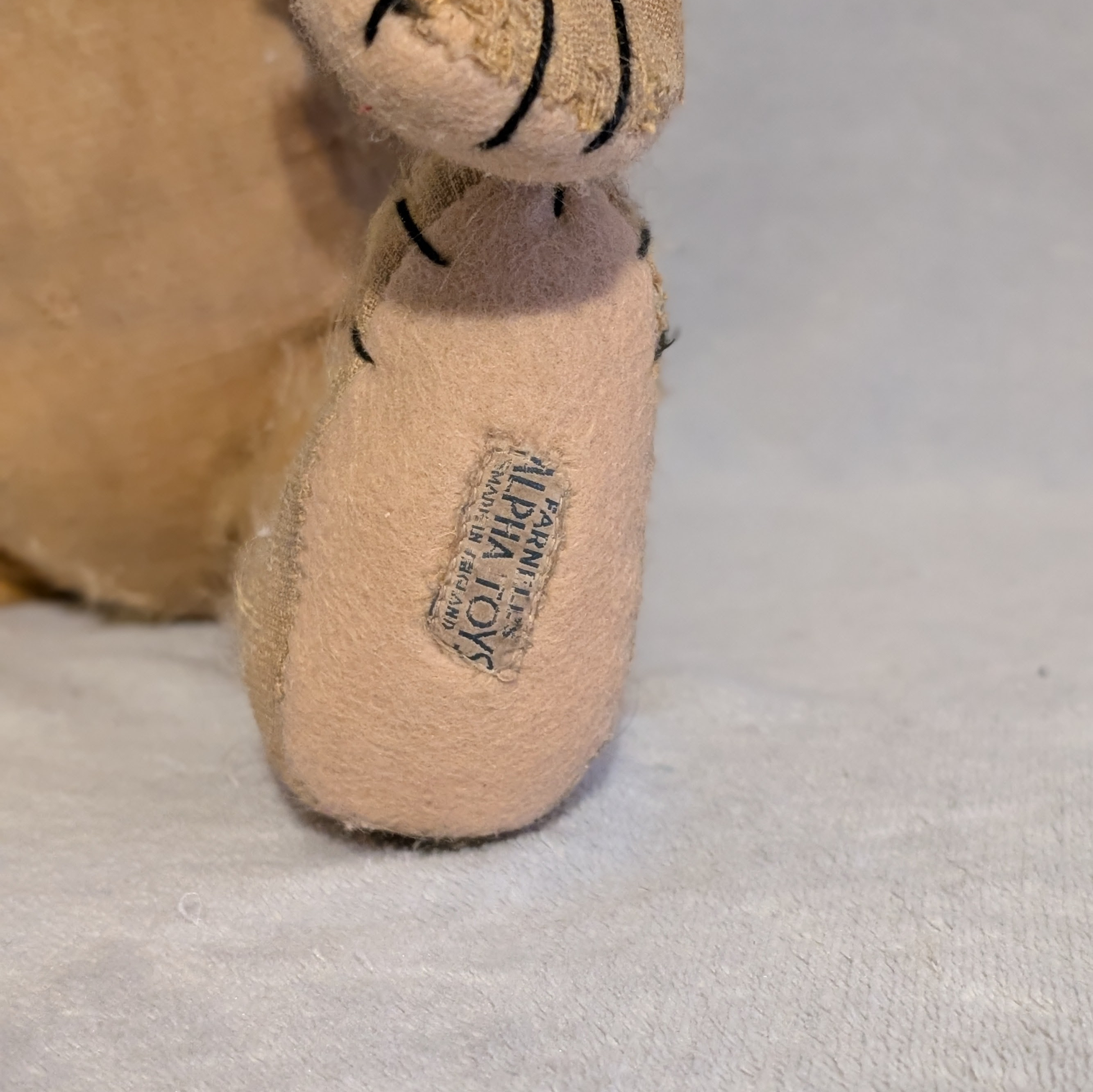 Original Alpha Farnell label