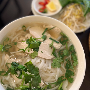 N2. Pho Ga