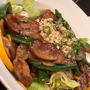 ★ C21. Duck Breast with fresh Basil