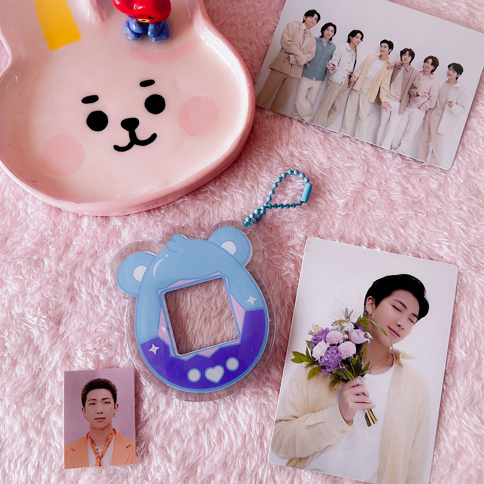 Miniatura: Keychain: Tamagotchi ID Photo Holder - BT21