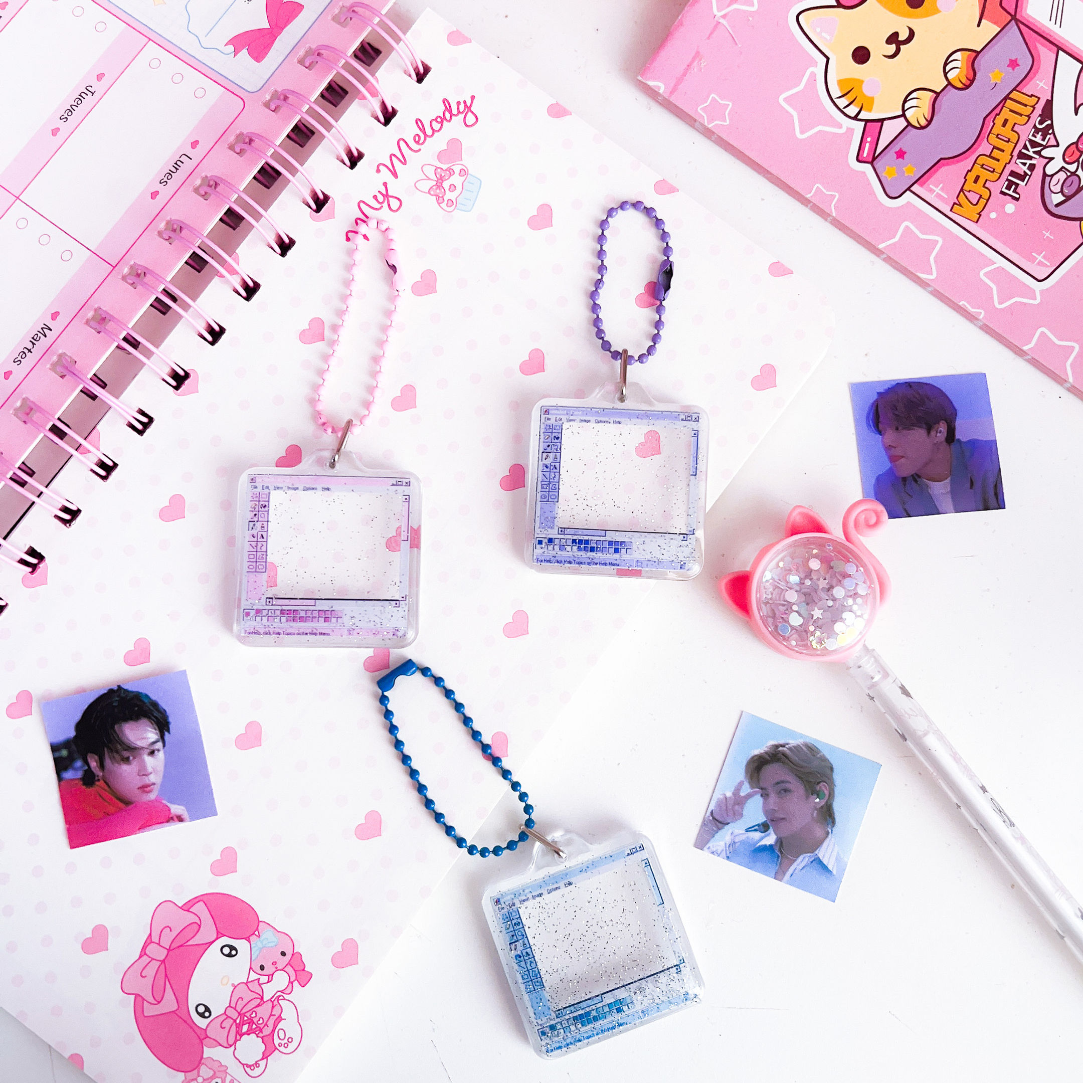 Y2K Aesthetic: Llavero Paint