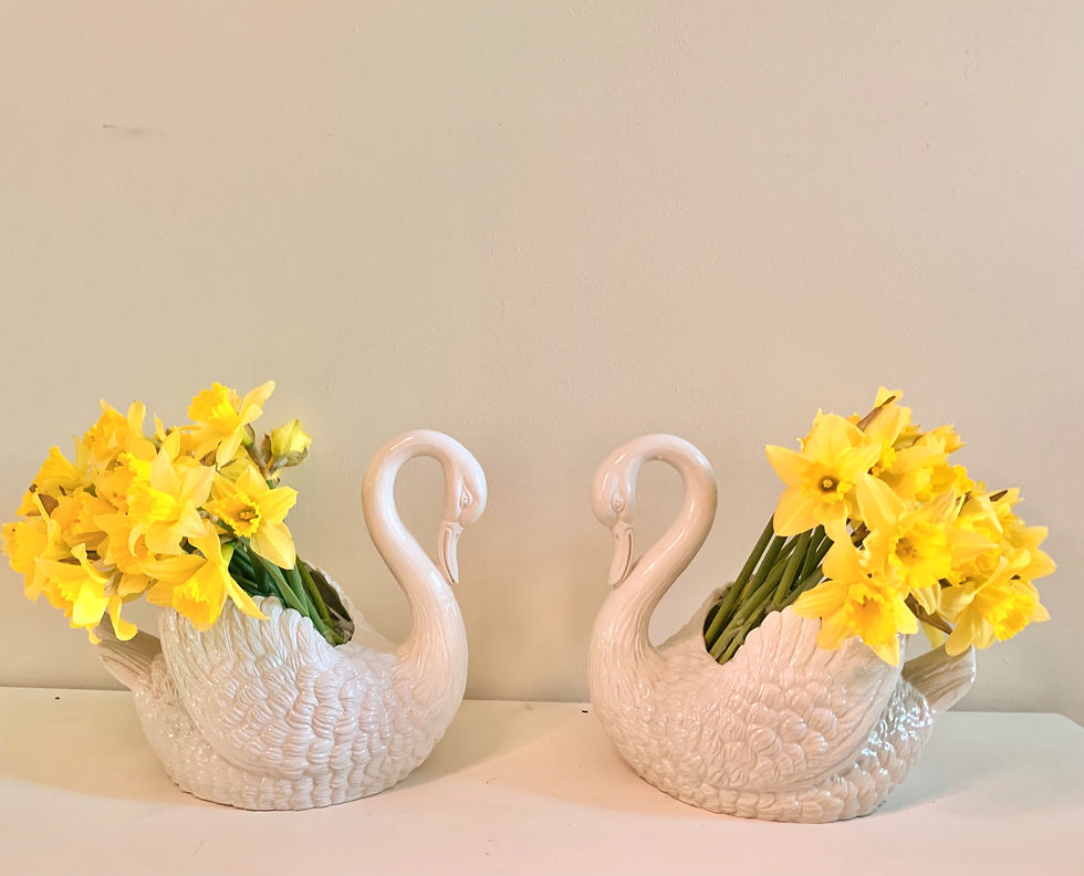 Thumbnail: Golden Swans Tablescape