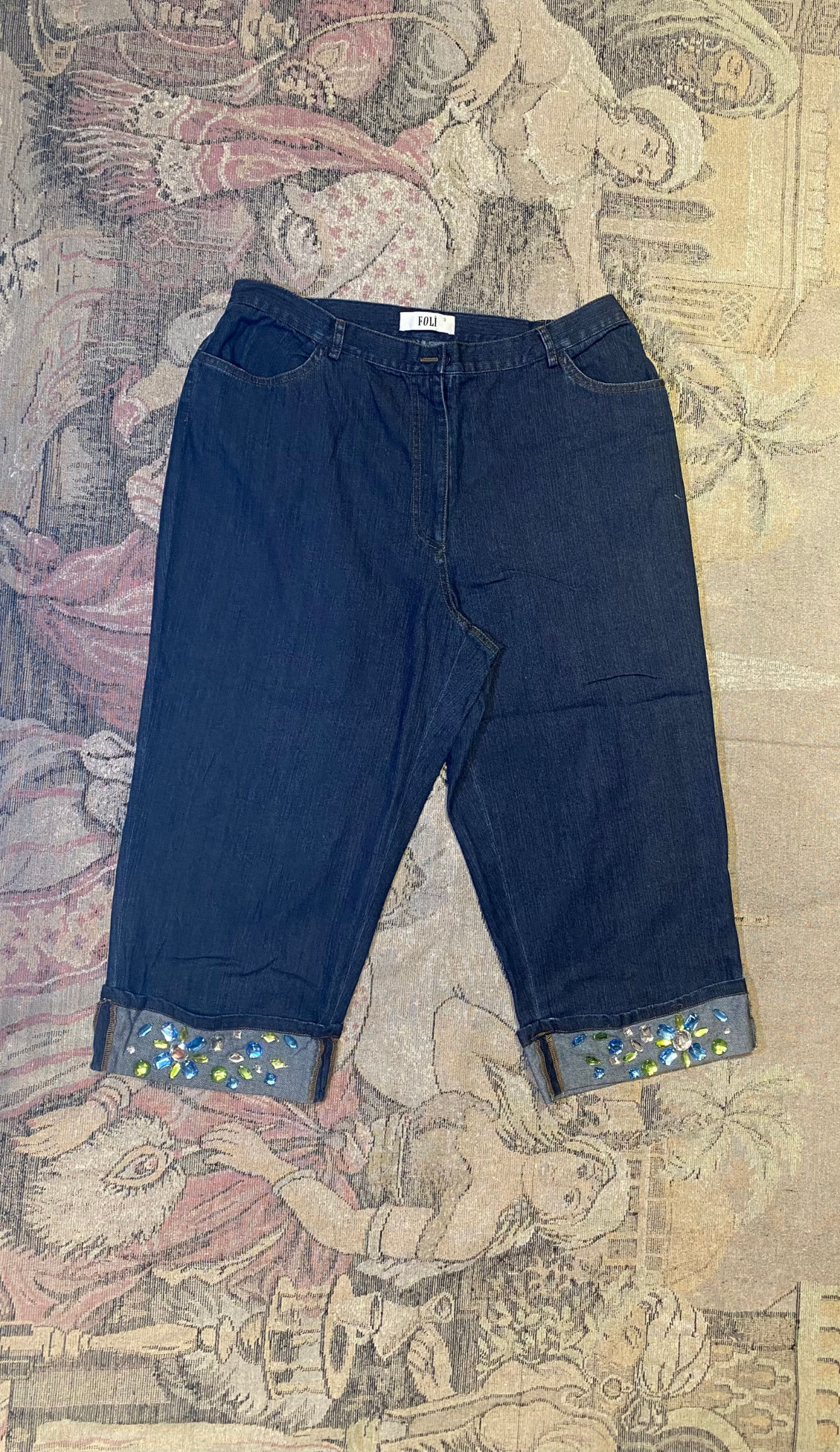 Vintage Paça İşlemeli Baggy Şortolon