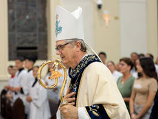 Dom Bruno Elizeu Versari celebra o segundo dia do novenário da Padroeira do Paraná